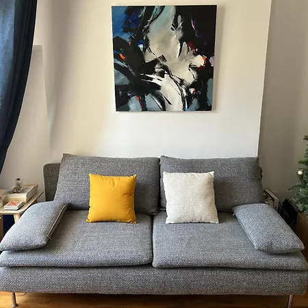 Large 4 Bright * Paris